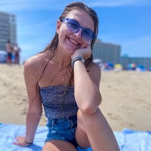 Meet your Posher, Katrina